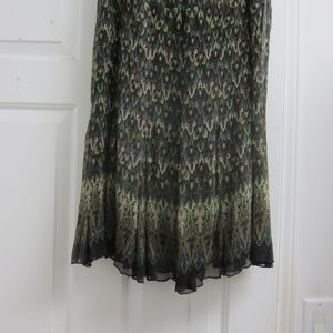 Gorgeous Elie Tahari silk skirt